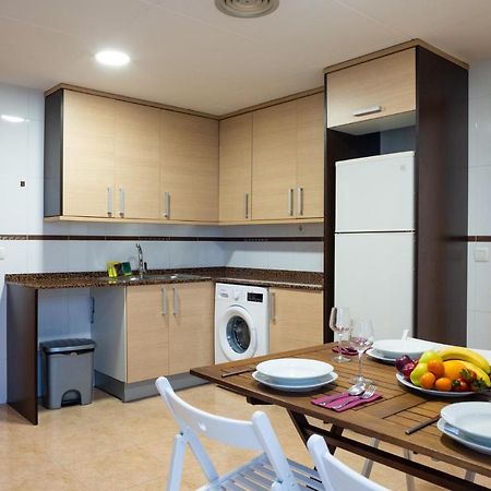 Lovely 2 Bedroom Terrace Wifi Parking Ac Heating Attic Valencia Exterior foto