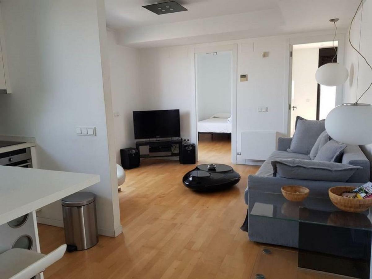 Lovely 2 Bedroom Terrace Wifi Parking Ac Heating Attic Valencia Exterior foto